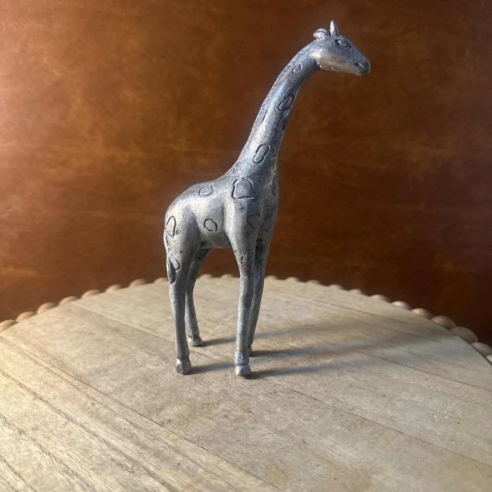 Vintage 1960's Pewter giraffe - Minature 6-3/4